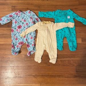 3 Carter’s newborn sleepers
